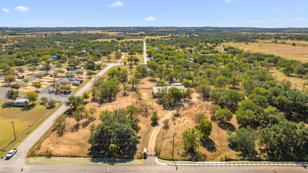 14691 E Us Highway 290 Stonewall, TX 78671