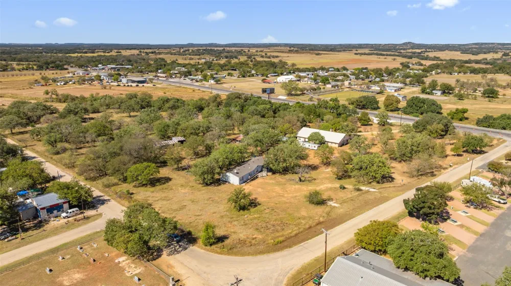 14691 E Us Highway 290 Stonewall, TX 78671
