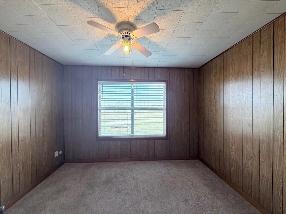 500 Greasy Bend Smithville, TX 78957