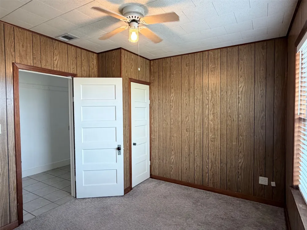 500 Greasy Bend Smithville, TX 78957