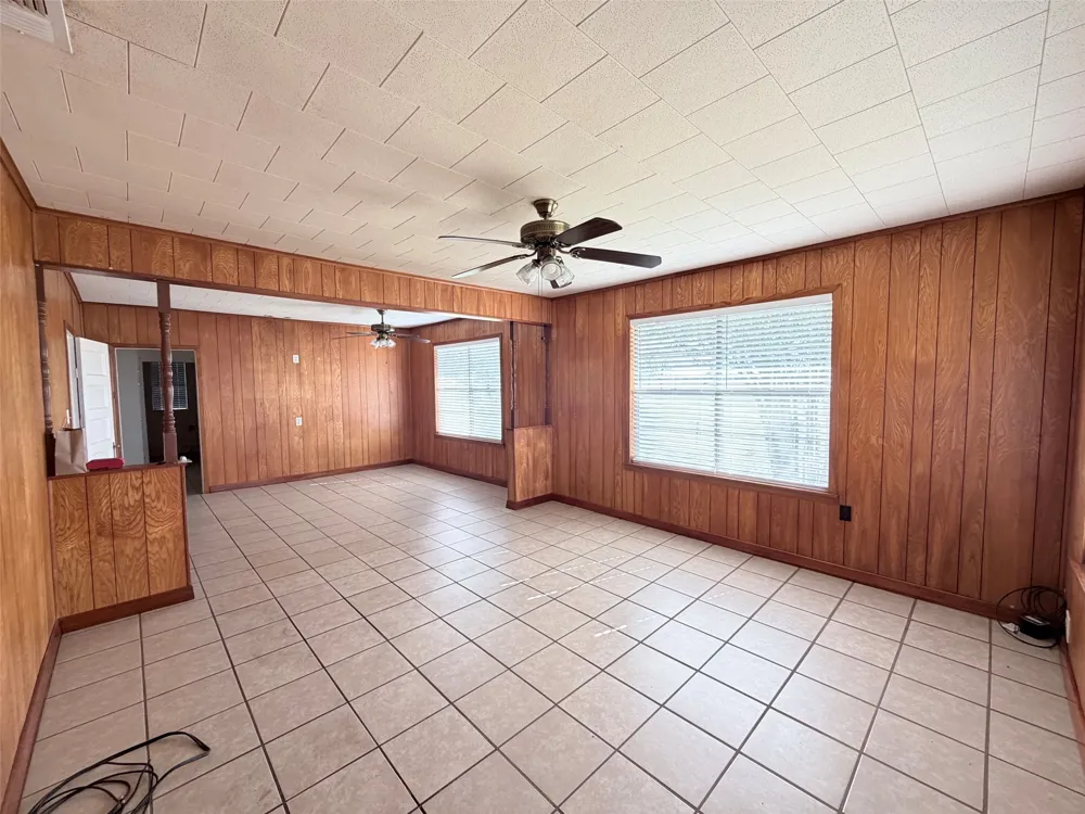 500 Greasy Bend Smithville, TX 78957
