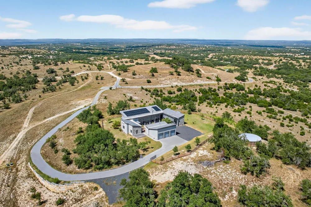 353 Agarita Way Johnson City, TX 78636