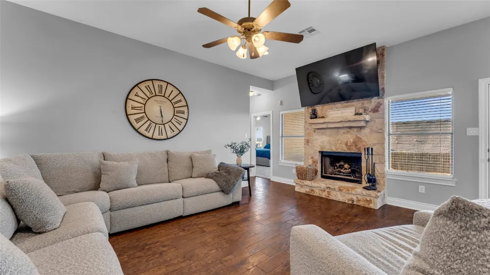 108 Natalies Point Burnet, TX 78611