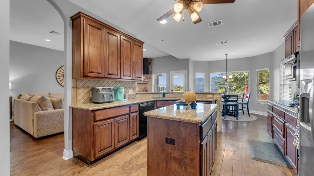 108 Natalies Point Burnet, TX 78611