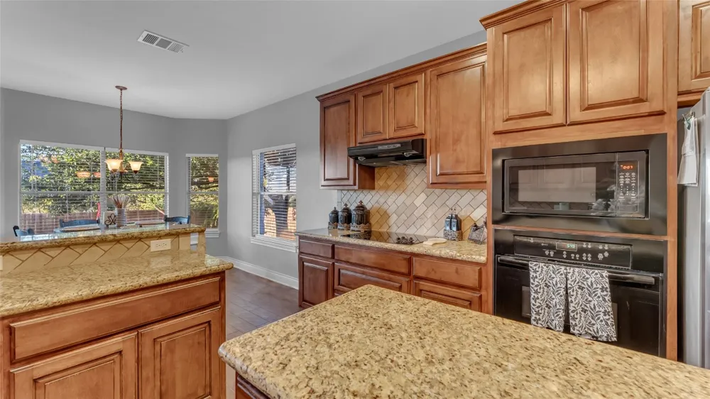 108 Natalies Point Burnet, TX 78611