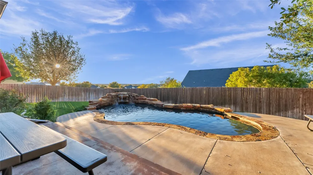 108 Natalies Point Burnet, TX 78611
