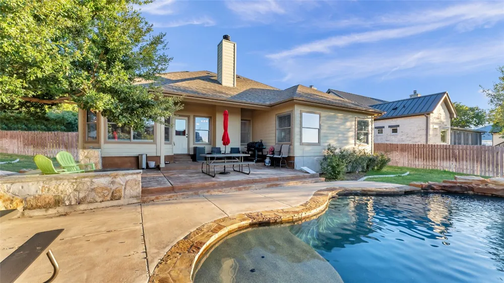 108 Natalies Point Burnet, TX 78611