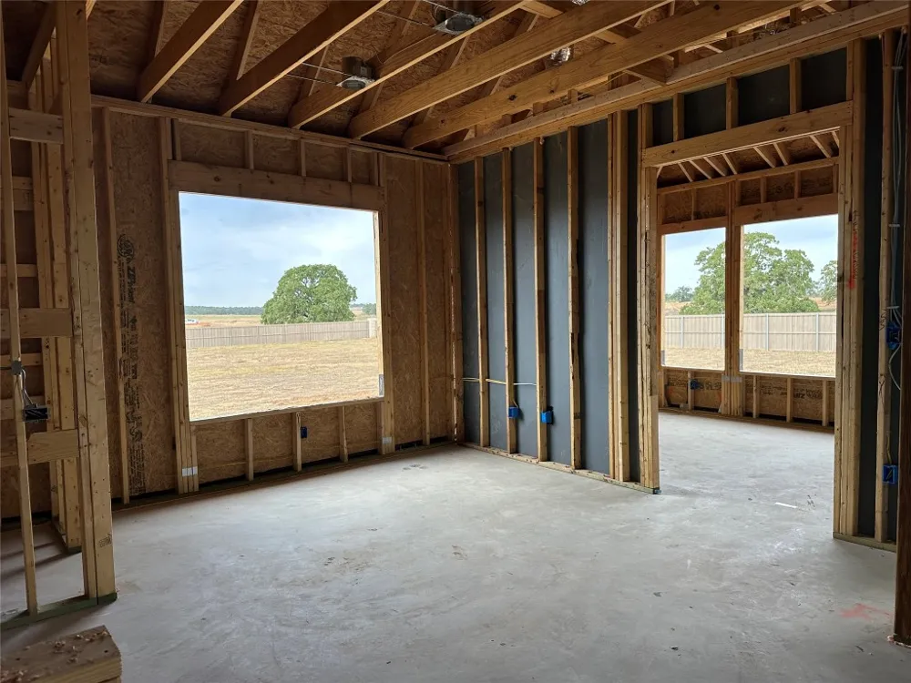 144 Agua Dulce Bastrop, TX 78602