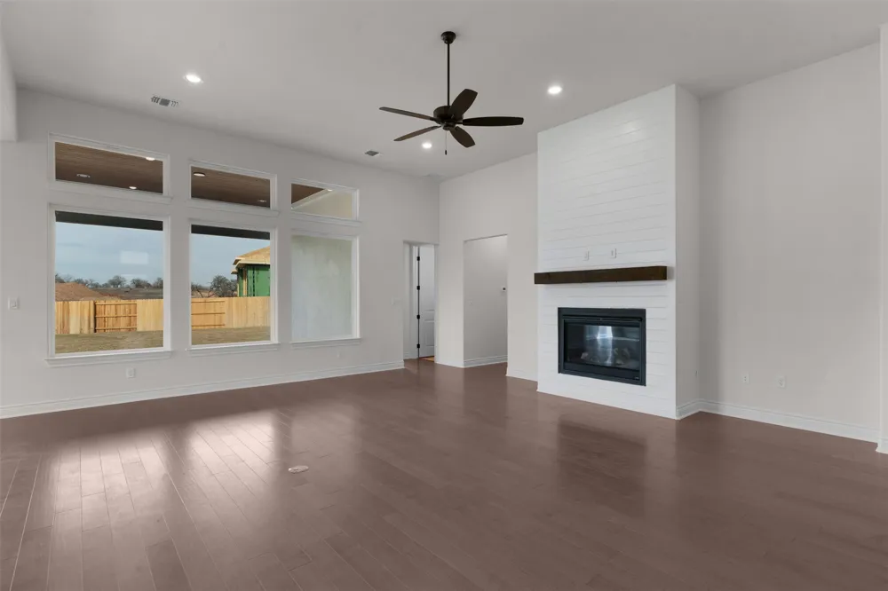 144 Agua Dulce Bastrop, TX 78602