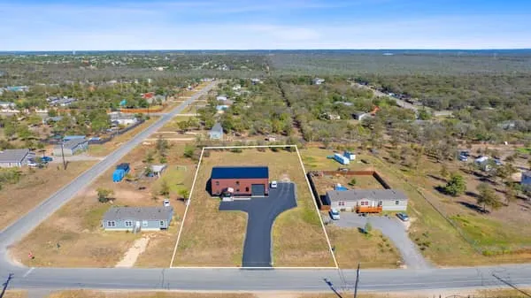 109 La Fortuna Drive Del Valle, TX 78617