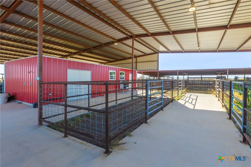 1155 Fm 2438 Seguin, TX 78155