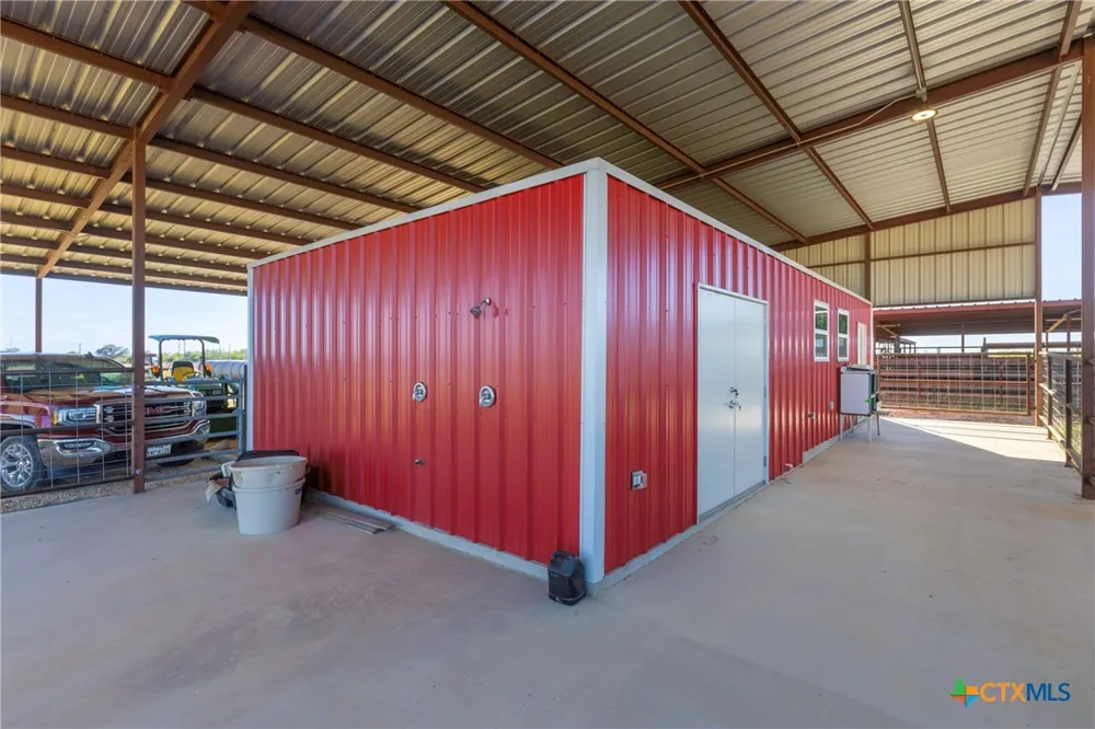 1155 Fm 2438 Seguin, TX 78155