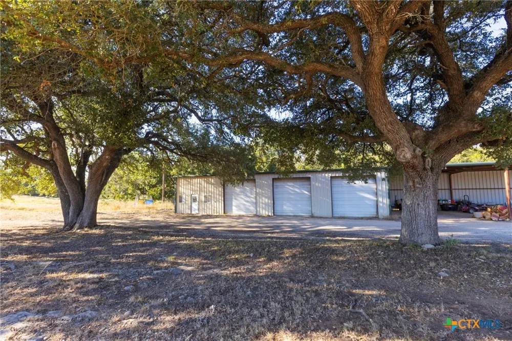 1155 Fm 2438 Seguin, TX 78155