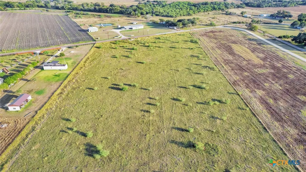 County Road 302 Edna, TX 77957
