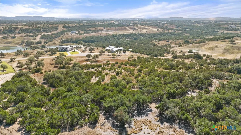 2058 Legacy Hills Drive Johnson City, TX 78636