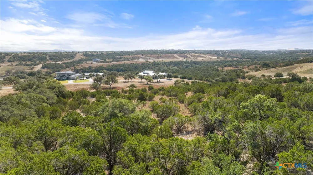 2058 Legacy Hills Drive Johnson City, TX 78636