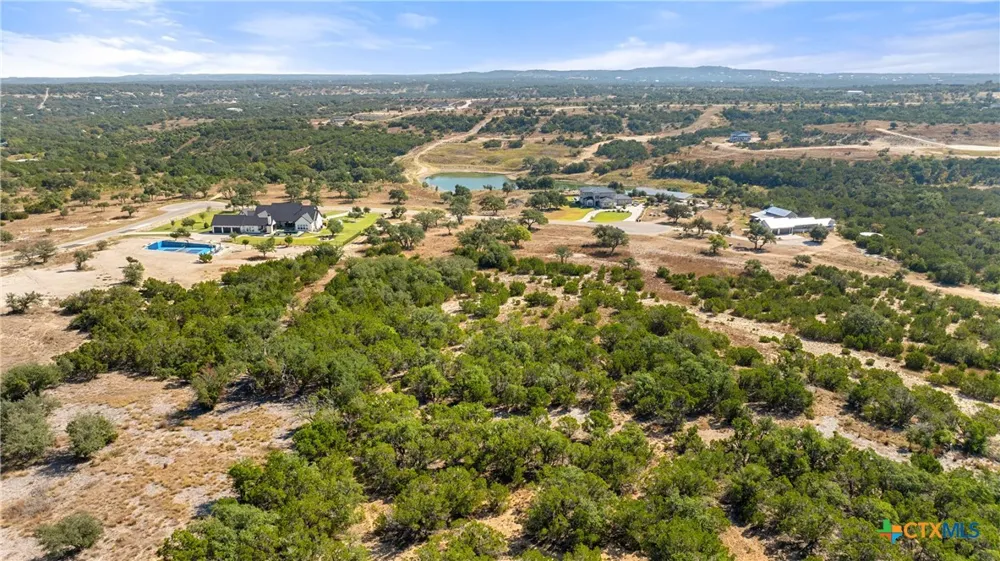 2058 Legacy Hills Drive Johnson City, TX 78636