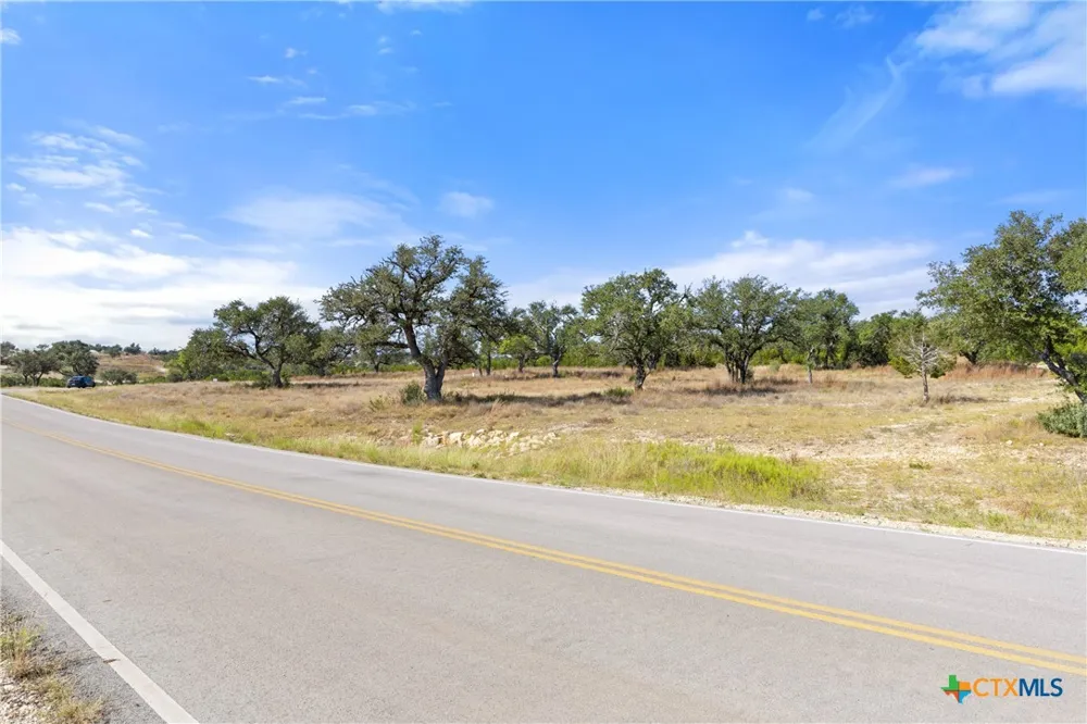 2058 Legacy Hills Drive Johnson City, TX 78636