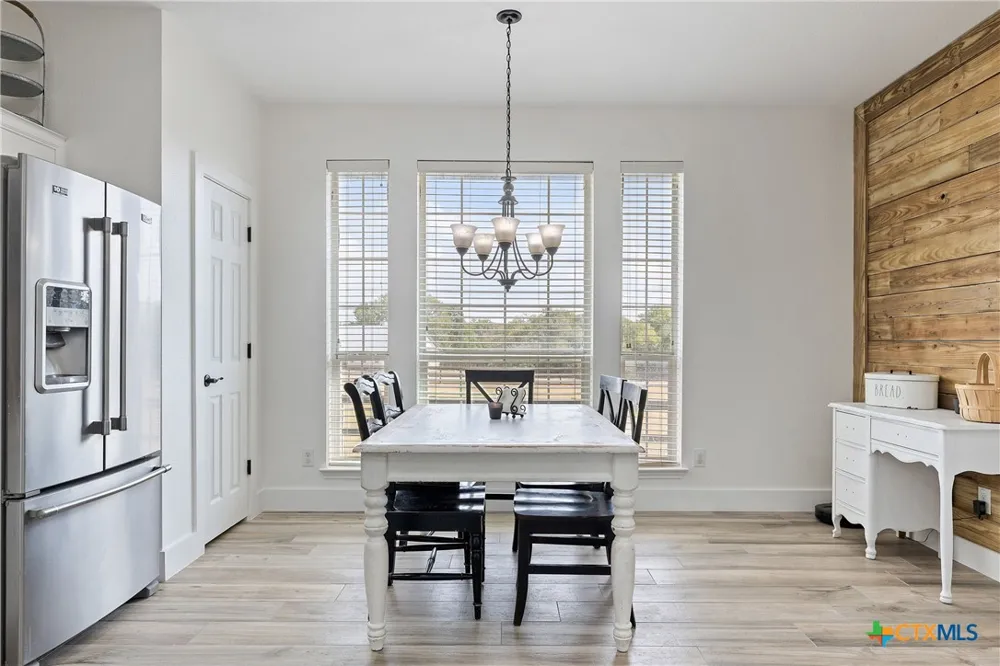 213 Beauchamp Road Dripping Springs, TX 78620