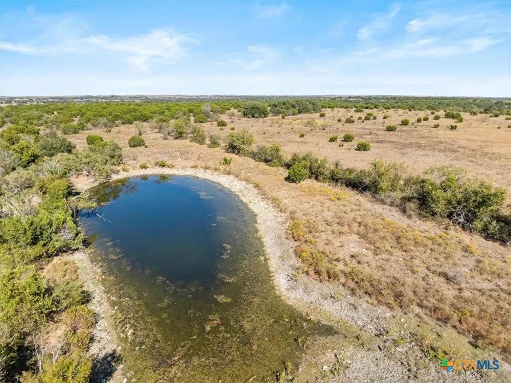 82 Farm Market 221 Hamilton, TX 76531