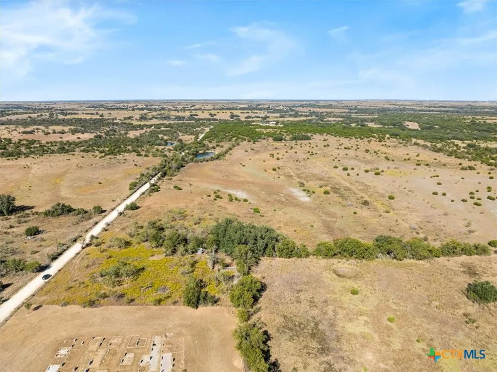 82 Farm Market 221 Hamilton, TX 76531