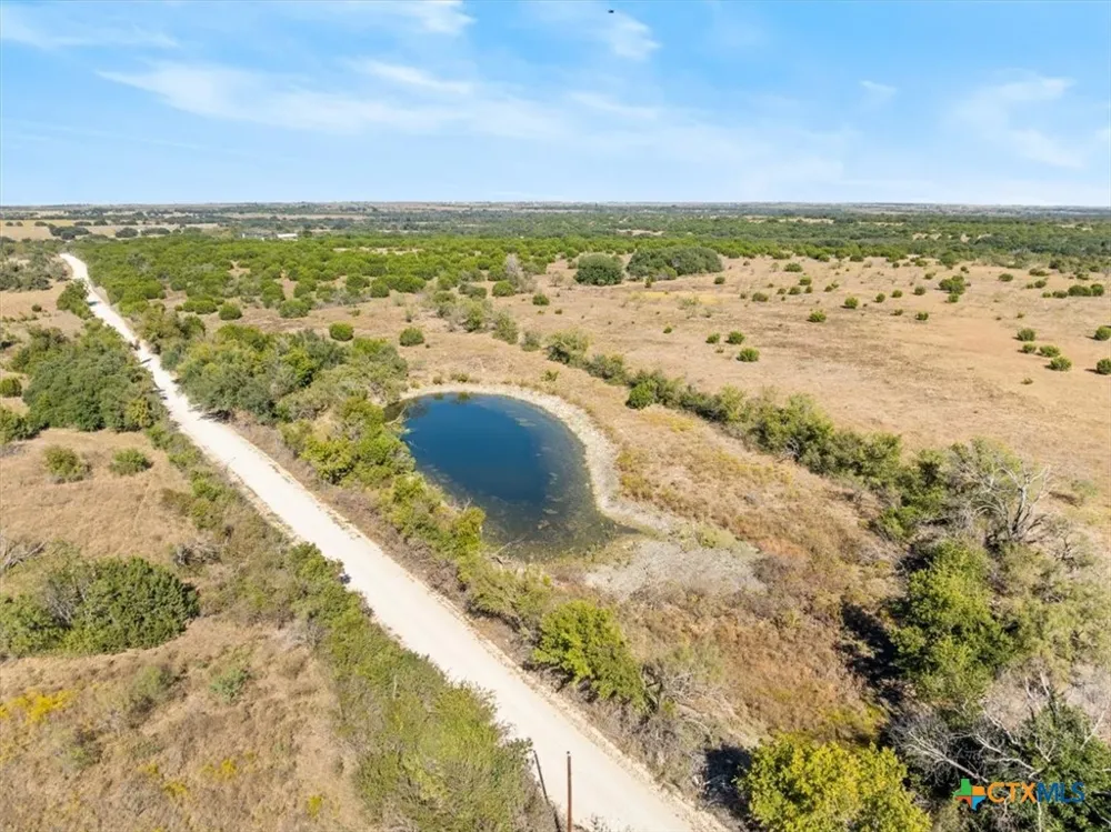 82 Farm Market 221 Hamilton, TX 76531