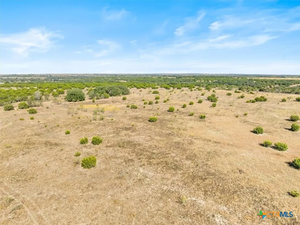 82 Farm Market 221 Hamilton, TX 76531