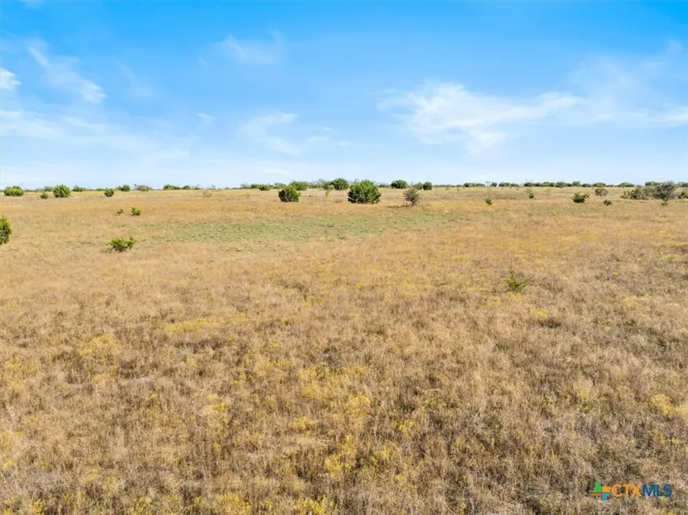 82 Farm Market 221 Hamilton, TX 76531