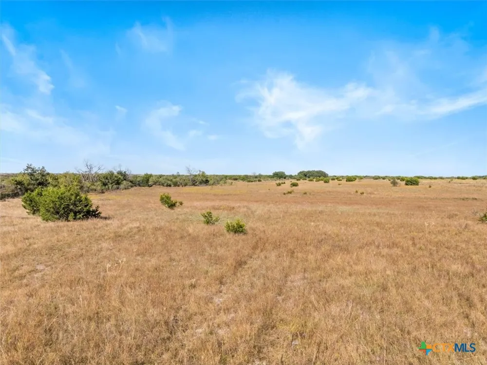 82 Farm Market 221 Hamilton, TX 76531