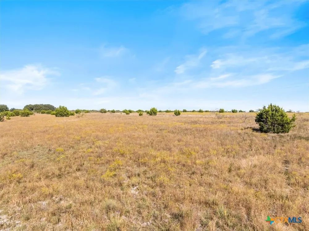 82 Farm Market 221 Hamilton, TX 76531