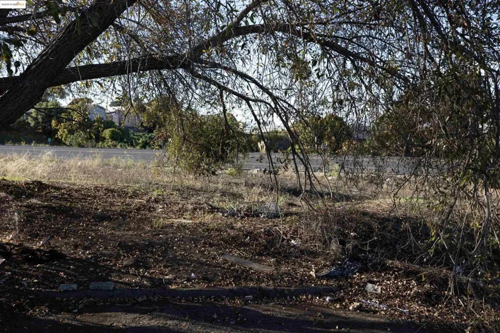 Address Not Shown San Pablo, CA 94806