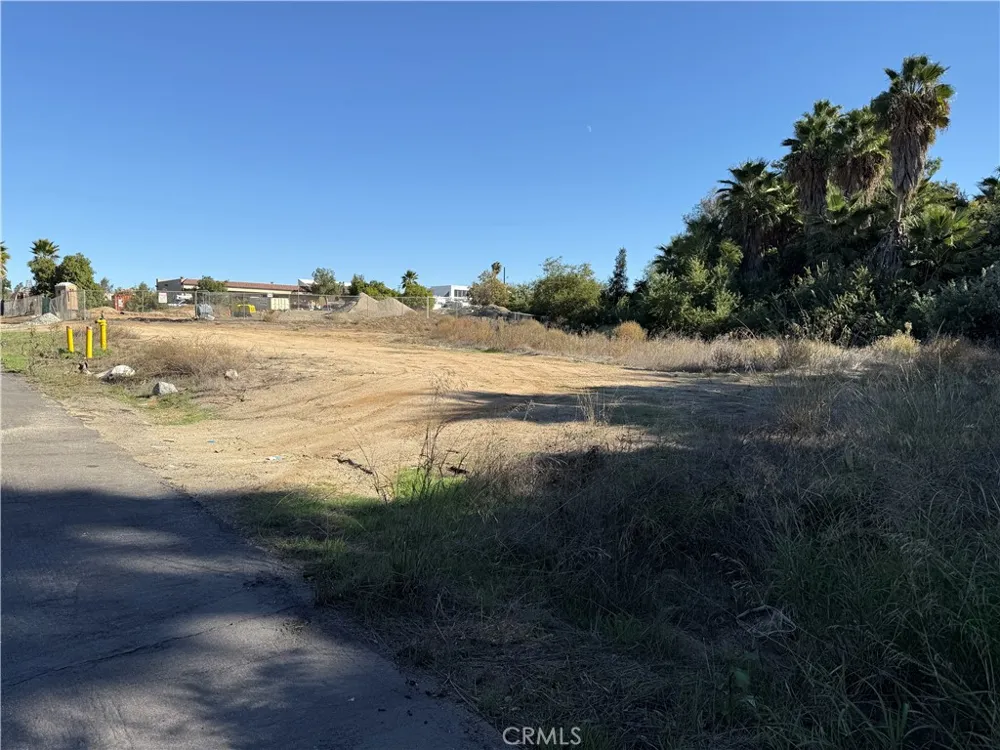 Colt Riverside, CA 92508