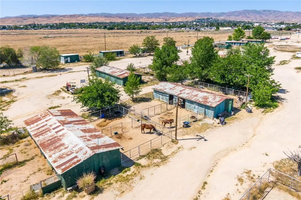 116 Ash Street Taft, CA 93268