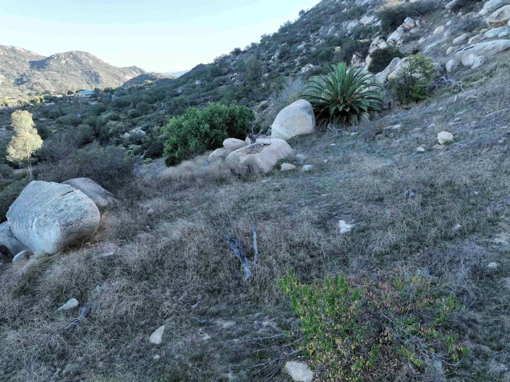 Rainbow Peaks Trail Fallbrook, CA 92028
