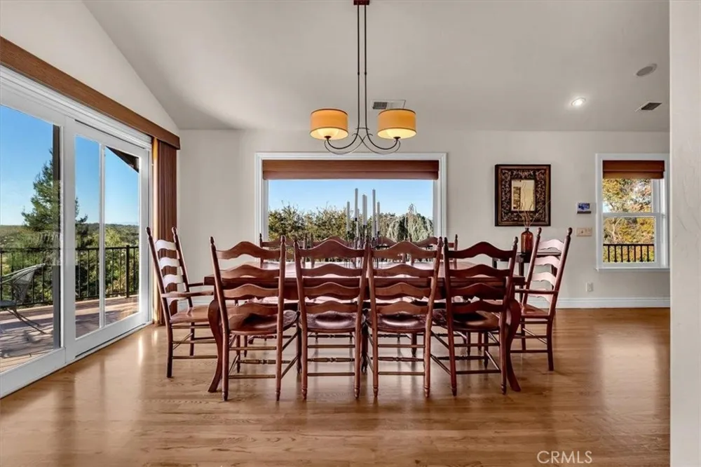14805 Hilltop Drive Red Bluff, CA 96080