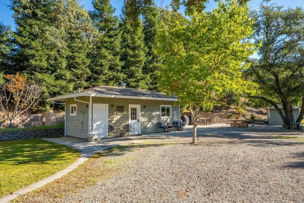 14805 Hilltop Drive Red Bluff, CA 96080