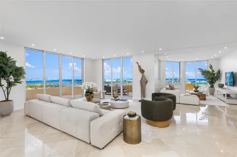 808 Brickell Key Dr #3901