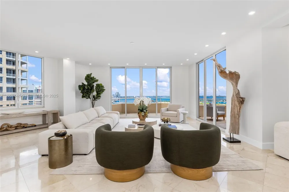 808 Brickell Key Dr #3901 Miami, FL 33131