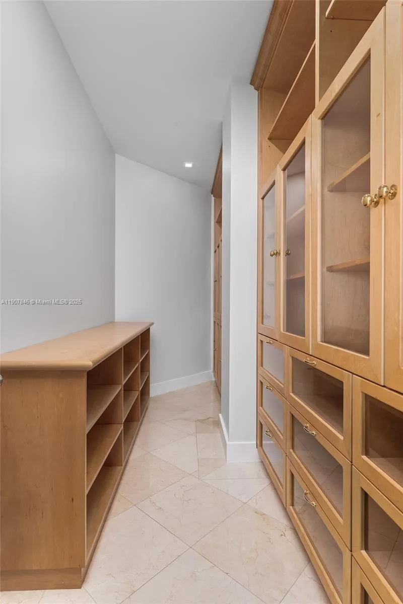 808 Brickell Key Dr #3901 Miami, FL 33131