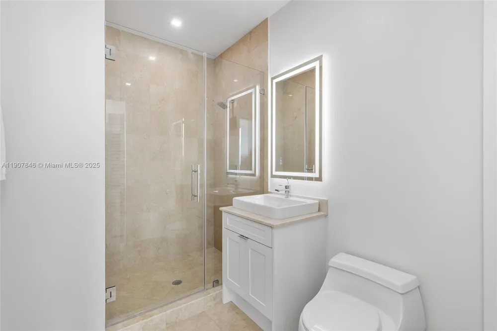 808 Brickell Key Dr #3901 Miami, FL 33131