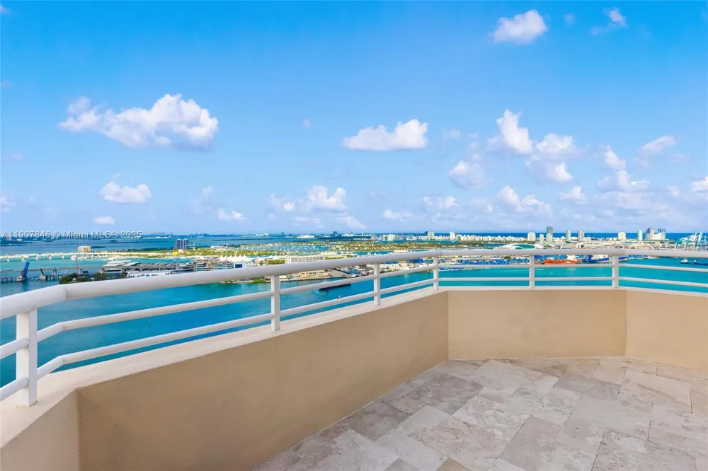 808 Brickell Key Dr #3901 Miami, FL 33131
