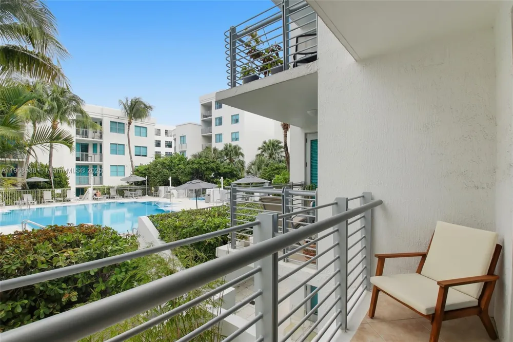 110 Washington Ave #2420 Miami Beach, FL 33139