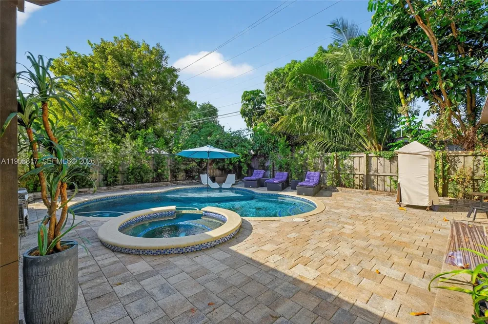 155 NW 124th St North Miami, FL 33168