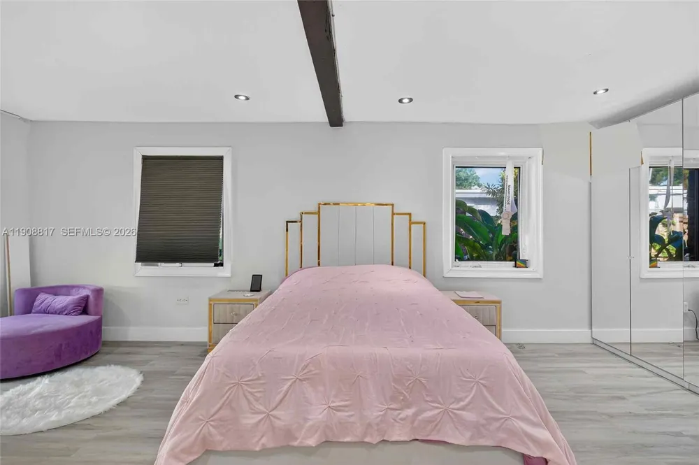 155 NW 124th St North Miami, FL 33168