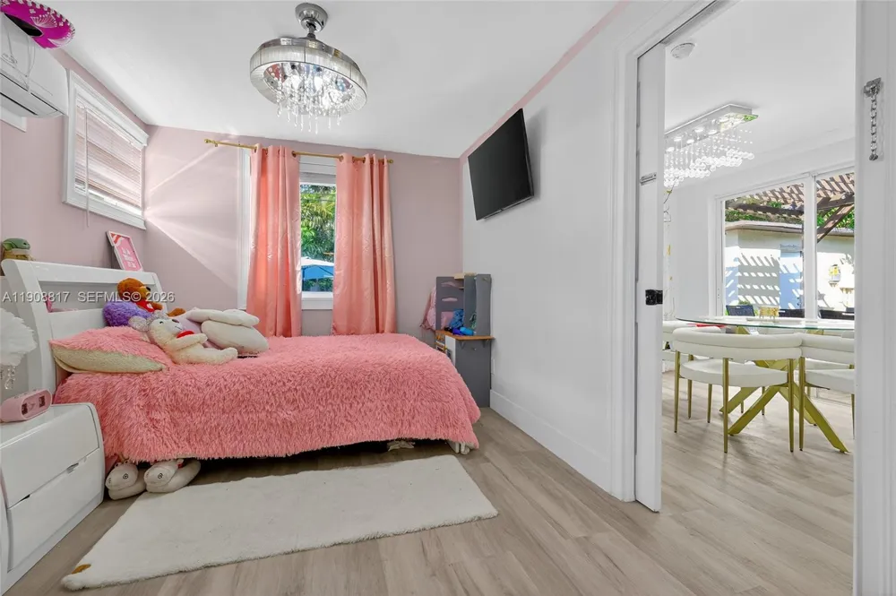 155 NW 124th St North Miami, FL 33168