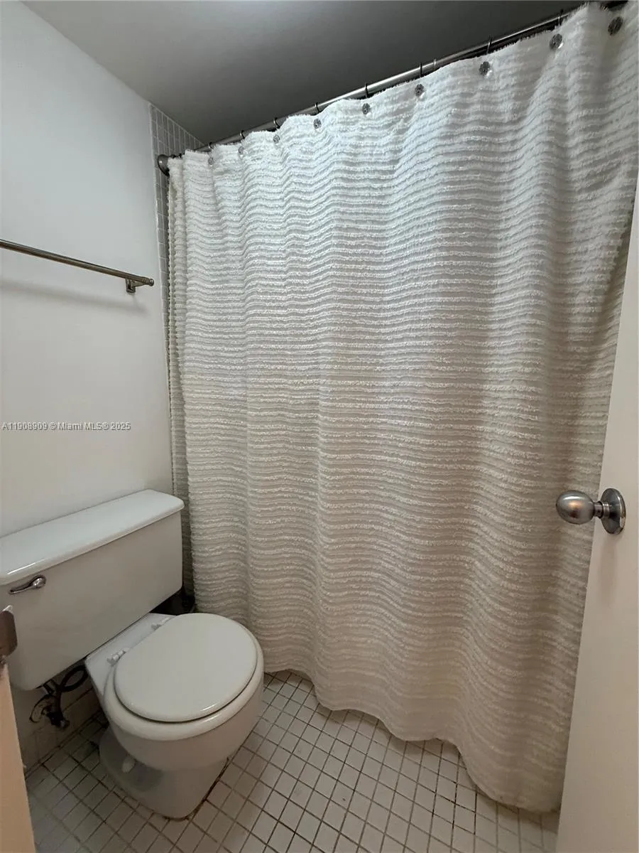 9511 Collins Ave #1208 Surfside, FL 33154