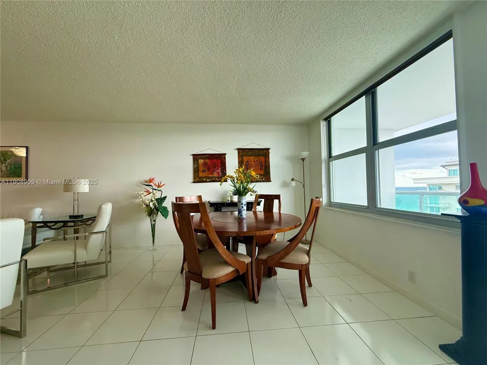 9511 Collins Ave #1208 Surfside, FL 33154
