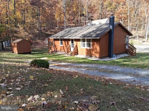 246 LAUREL LANE