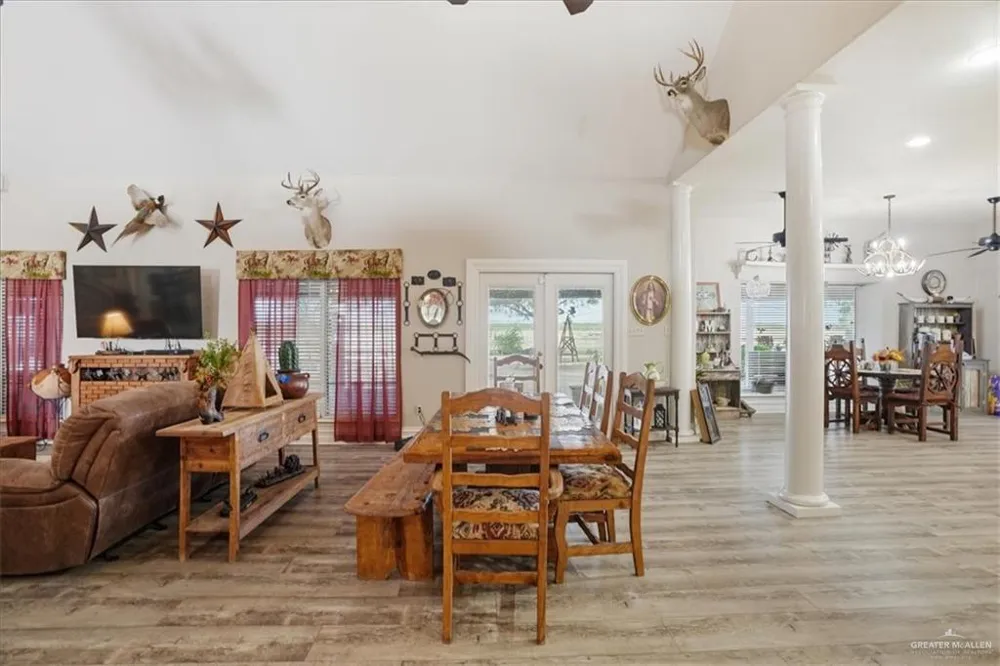 15561 S US Highway 281 Highway S Premont, TX 78375