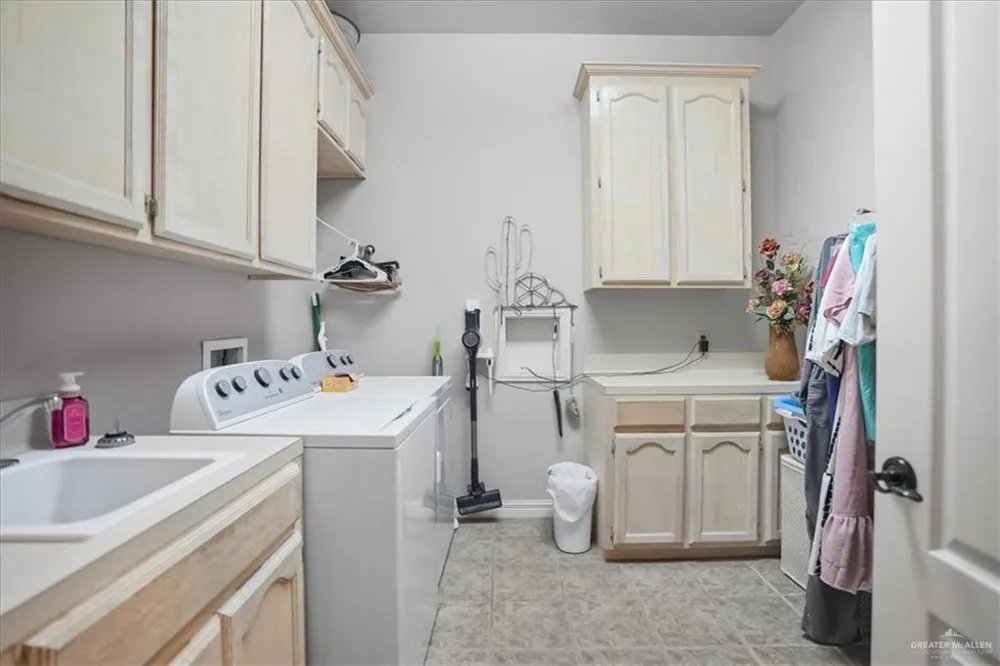 15561 S US Highway 281 Highway S Premont, TX 78375